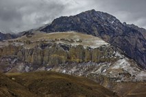 Območje Elbrusa zaradi plazu odrezano od sveta, med ujetimi naj ne bi bilo Slovencev
