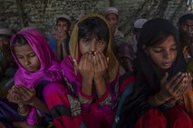 ZN: Pri pripadnicah manjšine Rohingya opazili znake posilstev