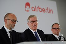 Air Berlin se pogaja z nemško Lufthanso in britanskim EasyJetom