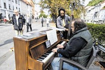 Glasbeniki so s festivalom ulične glasbe uglasbili prestolnico
