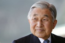 Japonski cesar Akihito naj bi abdiciral marca 2019