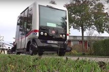 V Nemčiji na ceste zapeljal prvi samovozeči avtobus
