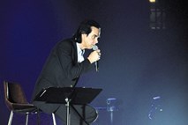Kritika koncerta: Nick Cave za vsakdanjo rabo
