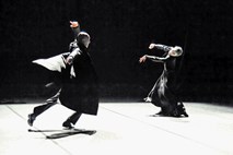 Saburo Tešigavara, plesalec, koreograf: krhkost in silovitost hkrati