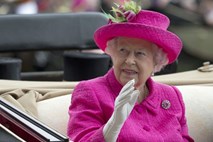  V davčnih oazah tudi osebno premoženje britanske kraljice 