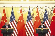 Donald Trump s  Xi Jinpingom  v rokavicah