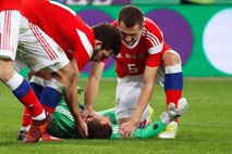 Na tekmi proti Španiji jo je grdo skupil ruski vratar