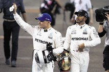 Bottas  z zmago popravil vtis, Hamilton na vseh dirkah do točk
