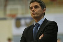 Okorn ni več trener košarkarjev Olimpije, zamenjal ga je Zoran Martić 