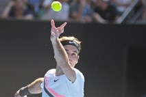 Federer gladko v četrtfinale OP Avstralije