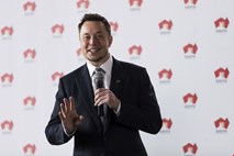 Musk celotno plačo vezal na uspeh Tesle