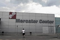 Mercator začel  prodajo ogromnega trgovskega centra v Šiški in 16 drugih po Balkanu 