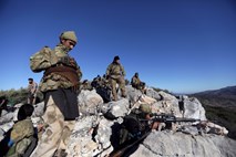 Turčija nadaljuje napade na Afrin 