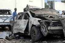 Število žrtev petkovega napada v Mogadišu naraslo na 38