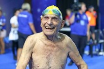 99-letni plavalec postavil nov rekord na 50 metrov v prostem slogu