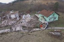 #video Zemeljski plazovi na Hrvaškem porušili najmanj šest hiš