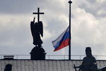 Odnosi Slovenija-Rusija: Cerarja prepričala navzkrižna analiza obveščevalnih služb
