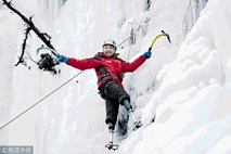 Kitajec na Everest brez nog