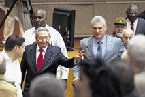 Kuba počasi iz primeža Castrovih z novim predsednikom