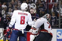 NHL: Washington v drugem krogu, Toronto v odločilni sedmi dvoboj 