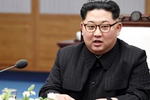 Severna Koreja maja v zaprtje poligona za jedrske poskuse; Trump  se bo s  Kimom verjetno  sestal čez tri tedne