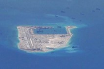 Kitajska naj bi v Južnokitajskem morju namestila raketne sisteme 
