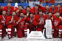 Rusi odločno v boj za dvojno krono, na SP številni NHL zvezdniki