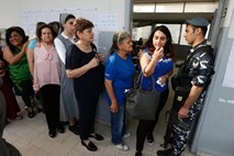 V Libanonu prve parlamentarne volitve po skoraj desetletju 