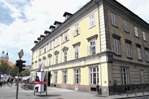 Ljubljanski hoteli: Hotel Avstrijski dvor – Osterreicher Hof, Bahabirt