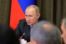 Putin: Ruske ladje bodo patruljirale ob sirski obali 