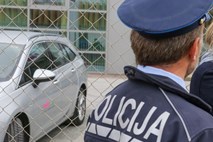 Lukić in Blažič pozivata k ustavitvi dveh »nezakonitih« deportacij