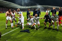 #video Na spektakularnem derbiju Olimpija šokirala Maribor