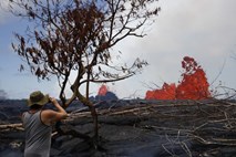 #foto #video Lava ogroža elektrarno na havajskem Velikem otoku 