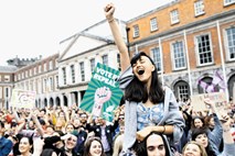 Irska z referendumom o splavu po 35 letih naredila popoln preobrat