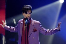 V Kanadi našli kopijo Princeovega »črnega« albuma