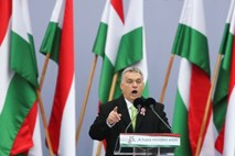 Orban: Migrantski val je delo  špekulantov, ki želijo povečati svoj dobiček