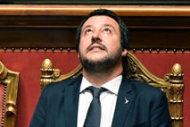 Salvini prek migrantov prevzema krmilo