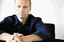 Estonski dirigent Paavo Järvi: Glasba silovito spomni na človečnost