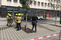 #foto V središču Ljubljane zgorel avtobus 