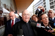 Avstralski nadškof zaradi prikrivanja pedofilije obsojen na leto zapora
