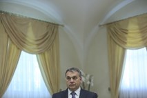 Orban pripravljen podpreti načrt Merklove glede migrantov