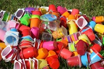Lidl v zamenjavo plastičnih izdelkov za enkratno uporabo