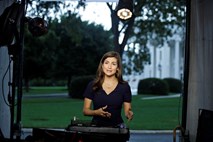 Bela hiša novinarki CNN onemogočila pokrivanje izjave Trumpa in Junckerja