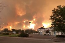 #foto V Kaliforniji gozdni požari uničili več deset tisoč hektarjev površin