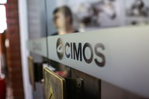 Hrvaška Cimosu za milijon evrov prodala zemljišča v Istri
