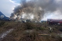 #foto Letalska nesreča na severu Mehike: Brez žrtev, večina lažje poškodovana 