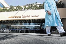 Gostujoča kirurga na pediatrični kliniki v Ljubljani opravila tri nujne operacije srca
