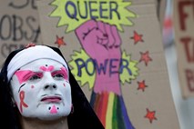Spodbujanje enakopravnosti: titulo najlepšega geja v Evropi podelili 30-letnemu Nemcu