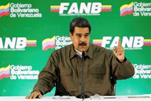 Maduro kar po radiu naznanja prihod preiskovalcev FBI