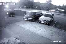 #video Lastnik tesle poletel s svojim avtomobilom   